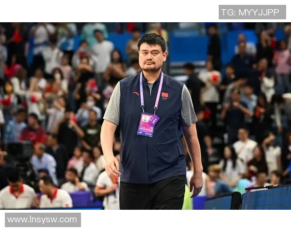 曾宝仪与姚明的友谊故事:跨越领域的合作与支持 曾宝仪与姚明的友谊故事:跨越领域的合作与支持