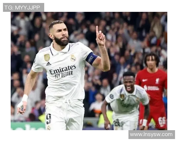 皇家马德里击败对手,晋级欧冠八强,本泽马梅开二度成为英雄 皇家马德里击败对手,晋级欧冠八强,本泽马梅开二度成为英雄